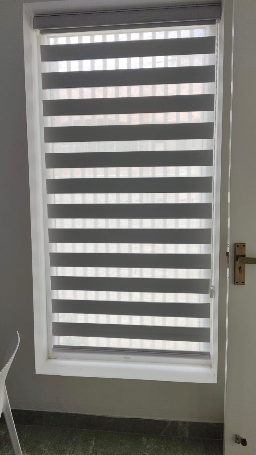 Zebra blind thumbnail 3